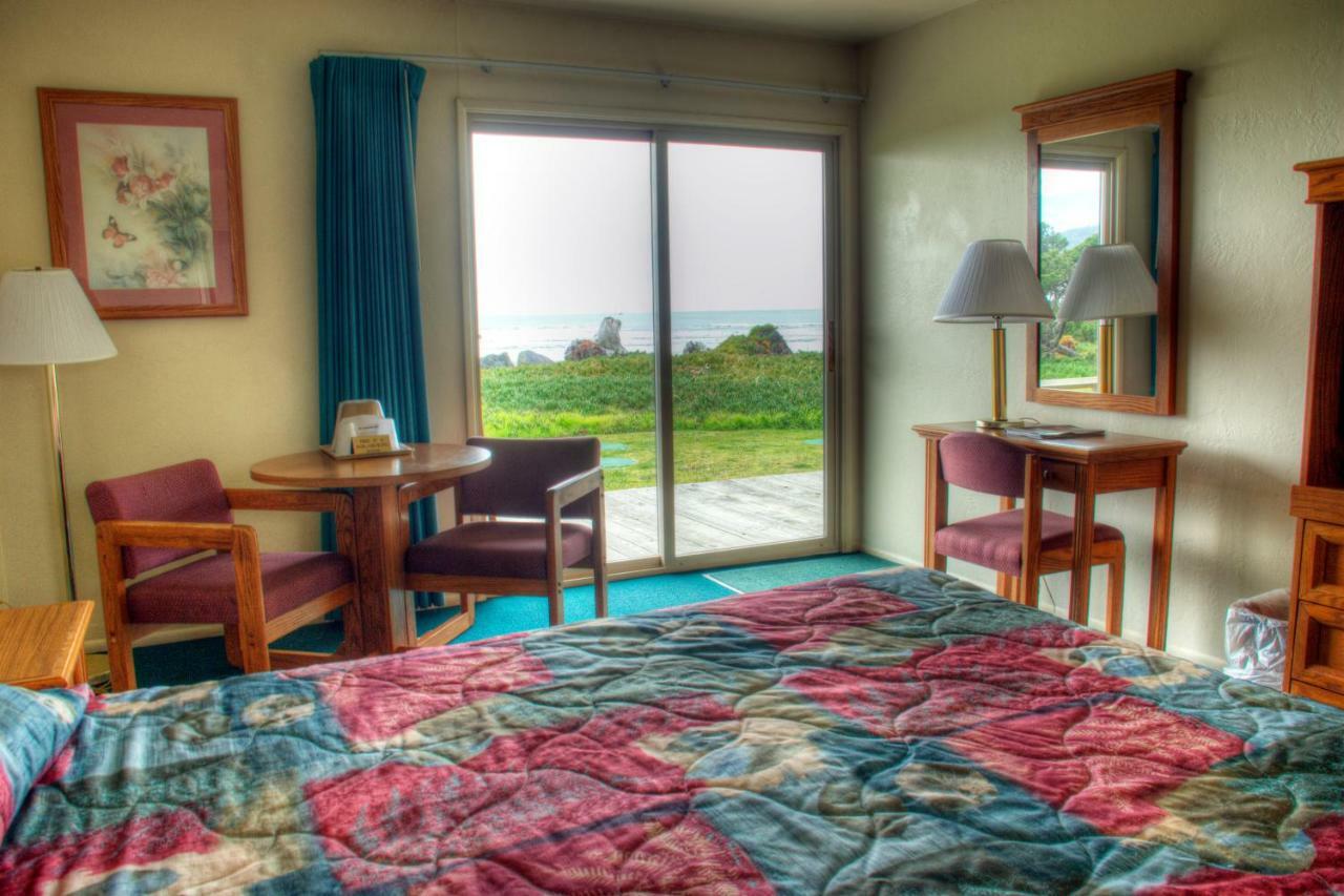 Crescent Beach Motel Кресент-Сити Экстерьер фото