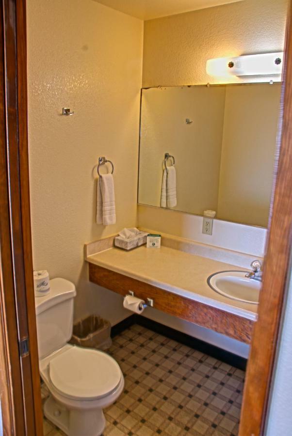 Crescent Beach Motel Кресент-Сити Номер фото