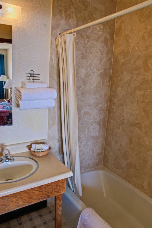Crescent Beach Motel Кресент-Сити Номер фото